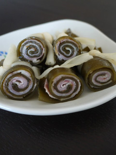 A picture of Kombu Bacon Wrap for a Western-style Osechi (New Year's Feast).
