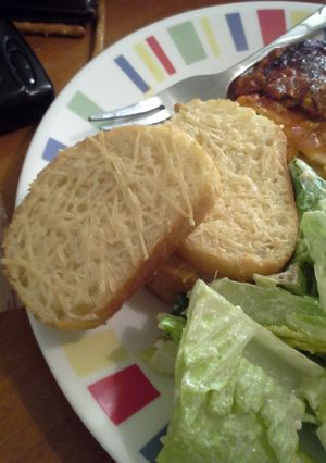 A picture of Kid-size garlic bread.