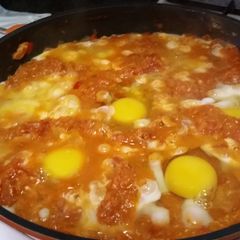 A picture of Shakshuka.