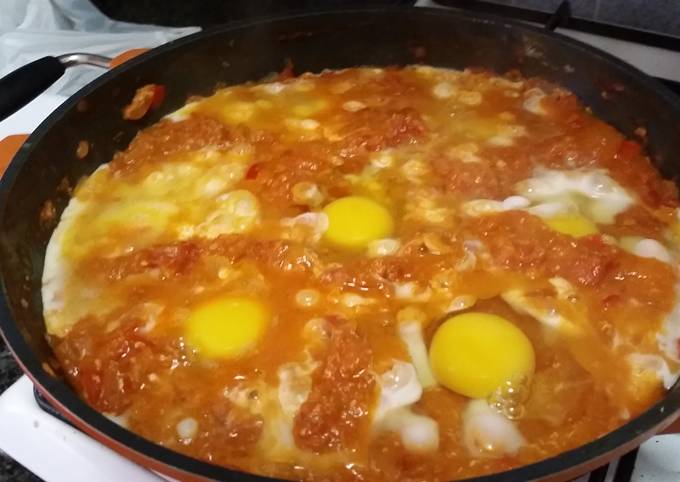 Simple Way to Prepare Ultimate Shakshuka