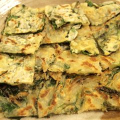 A picture of Crisp & Chewy Simple Chijimi (Pajeon) with Chinese Chives.