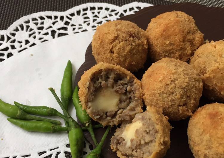 Cara Gampang Menyiapkan Beef n Cheese Bitterballen Keto, Bikin Ngiler