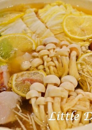 A picture of Shio Koji Lemon Hot Pot.