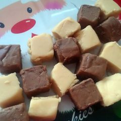 A picture of Vickys Chocolate / Maple Vanilla Fudge, Gluten, Dairy, Egg & Soy-Free.