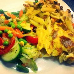 A picture of Pasta and minced meat with bachemel scauce.