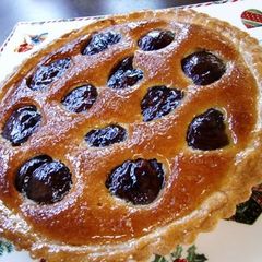 A picture of Simmered Chestnut Tart.