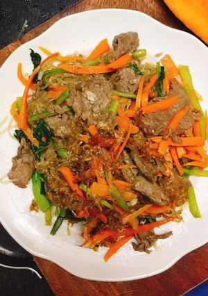 Hình của món Miến xào bò.