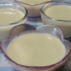 A picture of Tofu & Yogurt No-Bake Cheesecake.