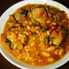 A picture of Baked Chicken & Beans.