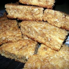 A picture of Graham cookie bar.