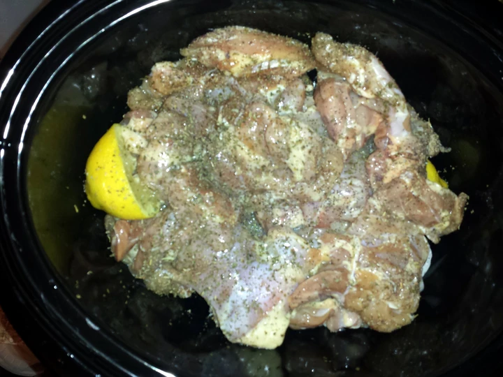 Easy Way Prepare Recipe Lemon garlic crockpot chicken that is Delicious, Perfect}