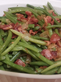 A picture of Quick Green Beans with Bacon.