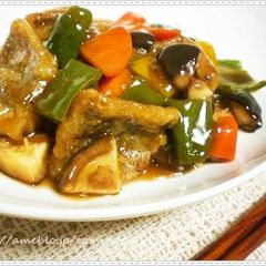 A picture of White Fish & Vegetables with Black Vinegar and Chinese 5-Spice.