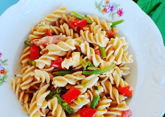 Salade de pâtes à l'italienne - 5 ingredients 15 minutes