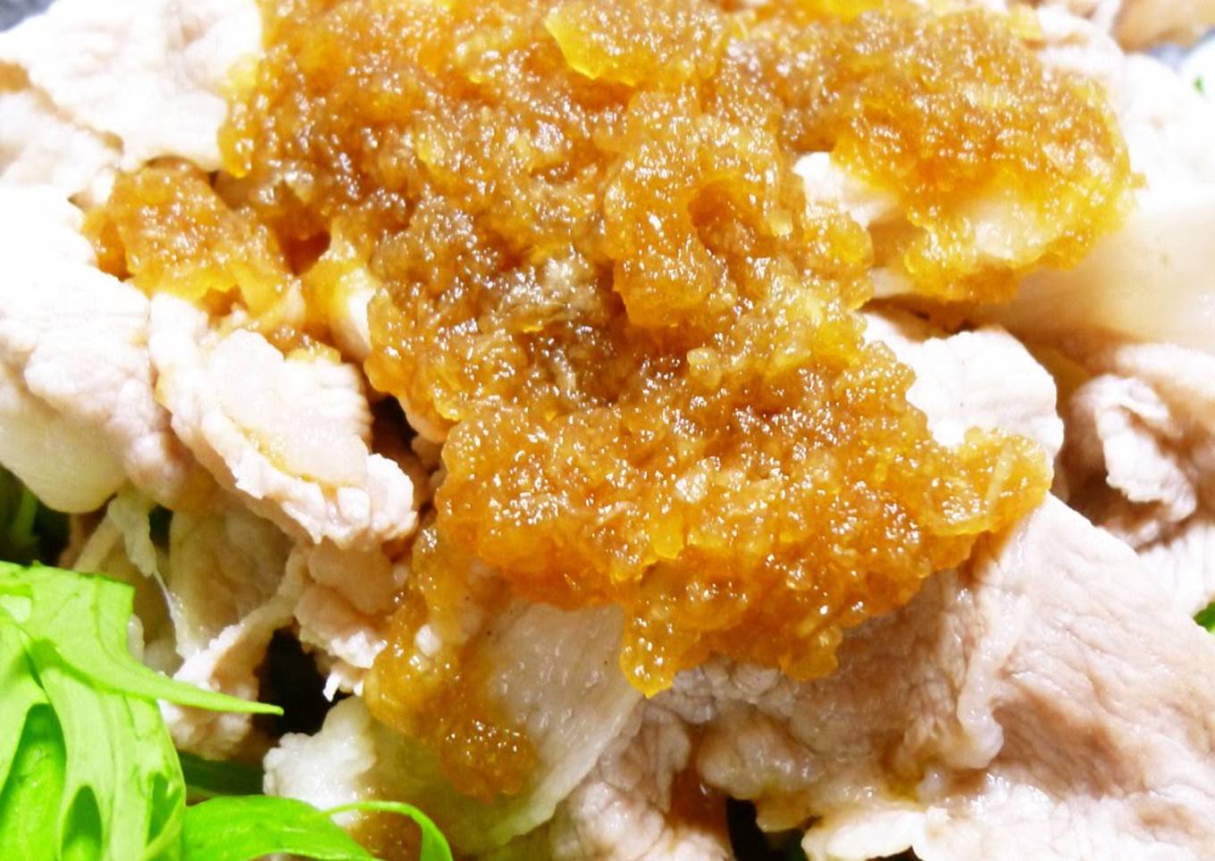 Cold Shabu-Shabu with Shio-Koji Grated Daikon Radish and Soy Sauce Dressing with Lemon Flavour