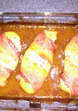 A picture of bacon maple dijon chicken breast fillets.