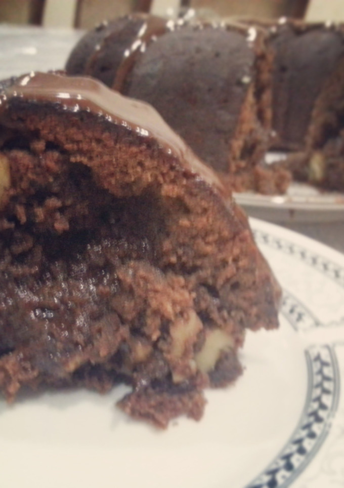 A picture of Tunnel of fudge cake.