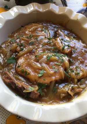 Una foto de Chuletas de cerdo ahumadas con salsa agridulce