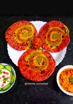 A picture of Tricolor Paratha.
