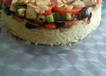 Easy Cooking Recipe Maklouebah upsidedown veggiericechicken pot Yummy