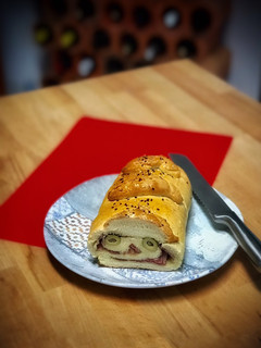 Una foto de Pan de jamón —🎅🏻🎄Receta tradicional navideña venezolana 🎄🎅🏻—