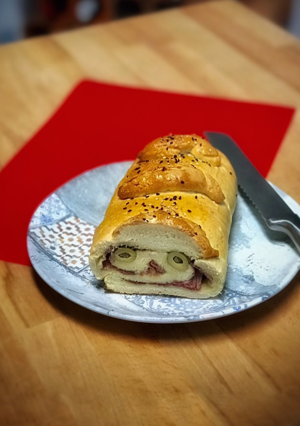 Una foto de Pan de jamón —🎅🏻🎄Receta tradicional navideña venezolana 🎄🎅🏻—
