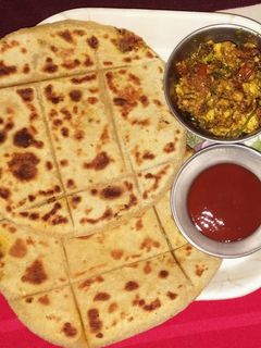 पनीर भुर्जी पराठा (paneer bhurji paratha recipe in Hindi) रेसिपी मुख्य फोटो