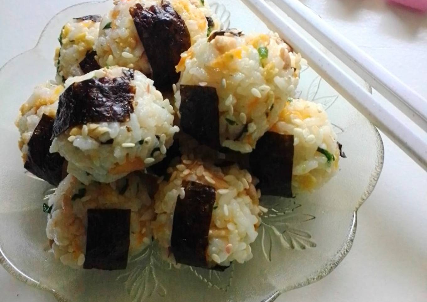 Jumeokbap (Nasi kepal ala korea)