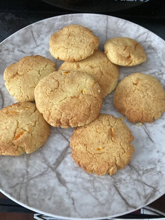 Una foto de Galletas de naranja y miel sin gluten