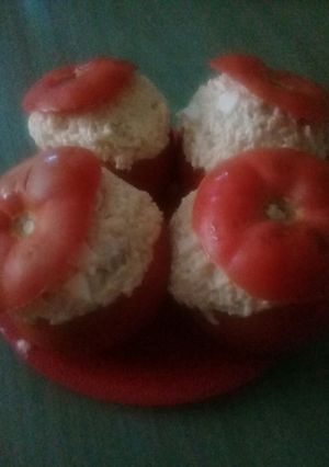 Una foto de Tomates rellenos