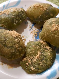 மதுரை பேமஸ் தூதுவளை வடை (Thoothuvalai vadai recipe in tamil) செய்முறை முக்கிய புகைப்படம்