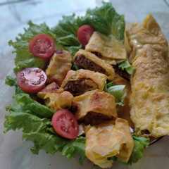 รูปของ Omelet daging kambing Mak Nyuss
