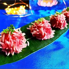 Beetroot Rice Flower A picture of Beetroot Rice Flower.
