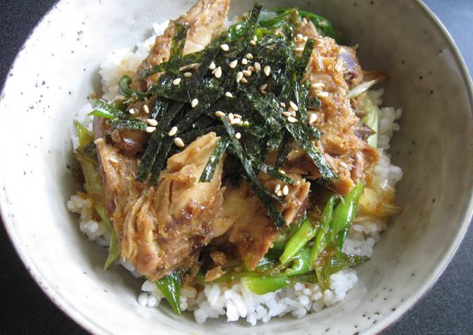 Teriyaki Mackerel Don