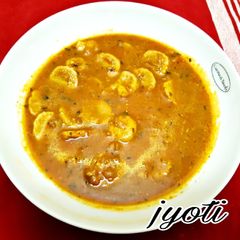 A picture of Gatte Ki Sabzi.