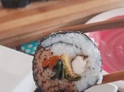 Una foto de tofu huevo y arroz