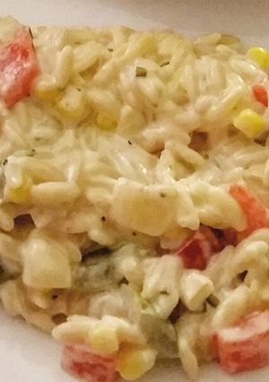 A picture of Creamy Veggie Orzo.