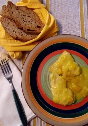 A picture of Chicken Breast in Bell Pepper Cream.