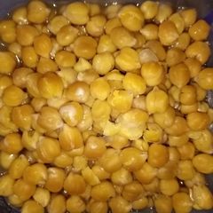 A picture of Boiled chanay.