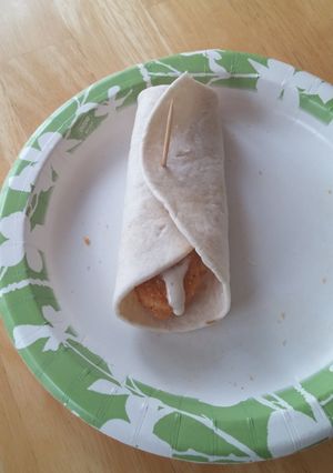A picture of Cheesy ranch nugget wraps.