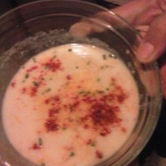 A picture of Tasty potato soup.