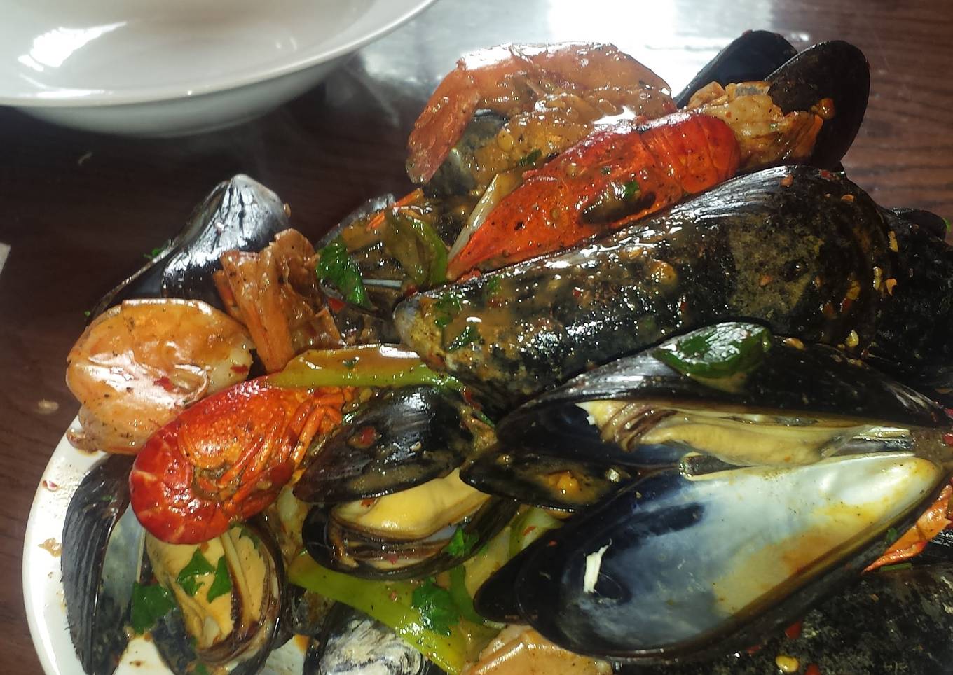 Mussles in garlic sauce