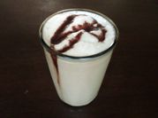 Una foto de malteada de café