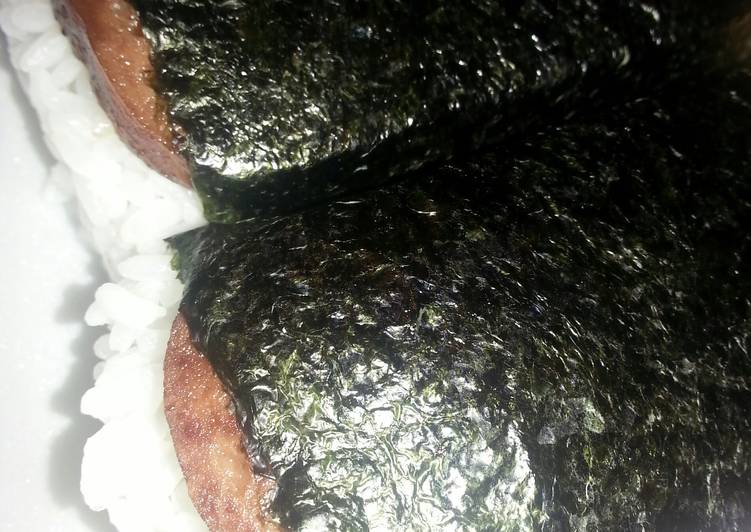 Recipe of Homemade Teriyaki Spam Musubi