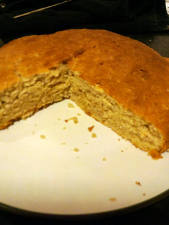 A picture of banana & cynamon cake.