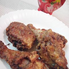 A picture of KFC chicken #endofyearchallenge.