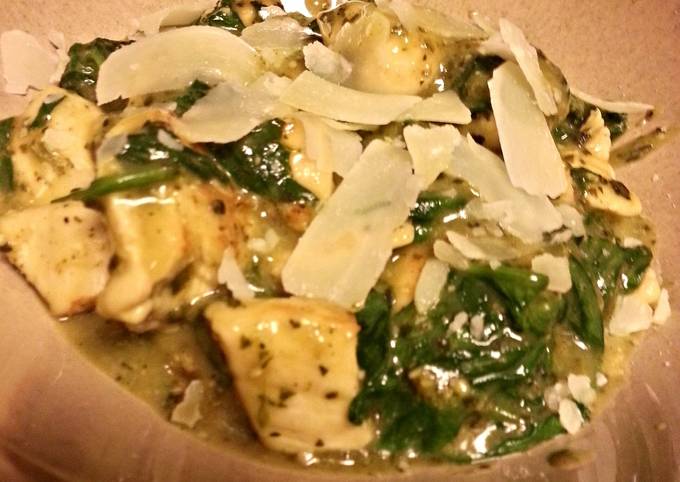 Quick & easy White wine chicken spinach pesto