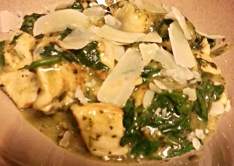 Simple Way to Prepare Homemade Quick &amp; easy White wine chicken spinach pesto