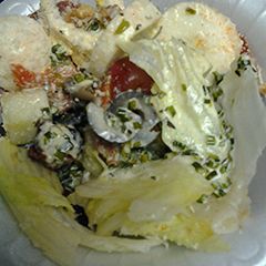 A picture of Pepperoni salad with marbled tea eggs.