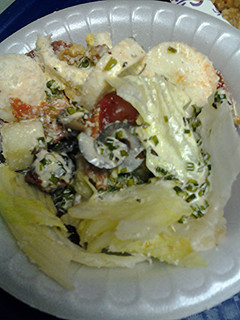 A picture of Pepperoni salad with marbled tea eggs.